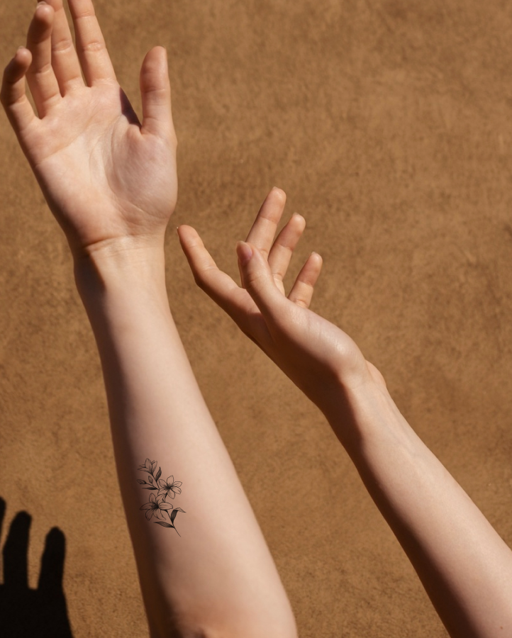 Lily Temporary Tattoo